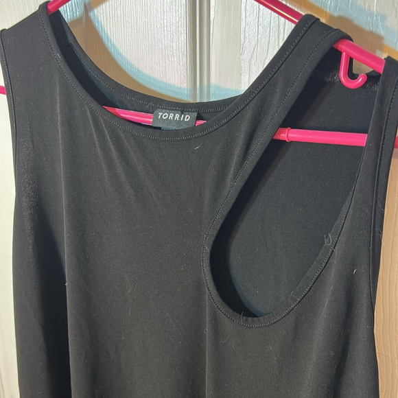 torrid Studio Knit High Neck Asymmetrical Cut Out Top size 3X - Picture 4 of 6